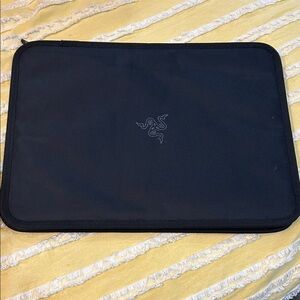 Razor Black lap top Case fits 15 and 13 inches lap tops